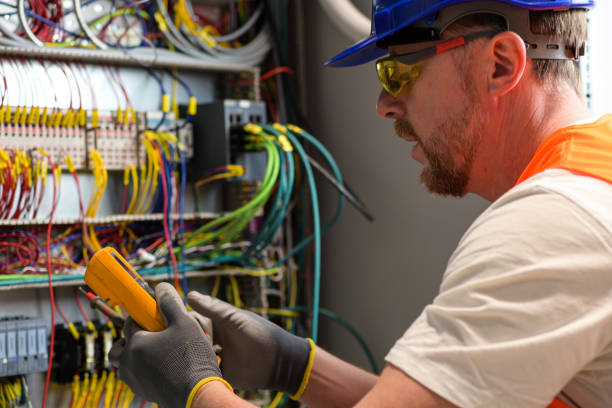 Best Electrical Troubleshooting Services  in Strongsville, OH